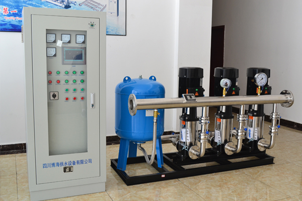 ׃�l���ں㉺��ˮ�O���еđ���