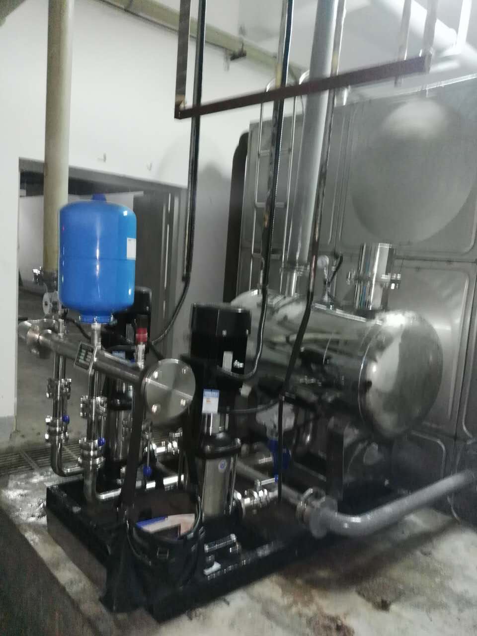 ��ݹ�Ԣ���ι�ˮˮ��ò���